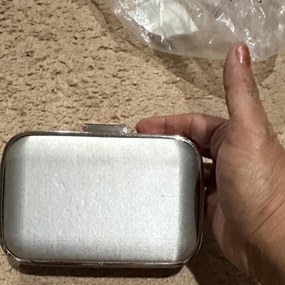 Aldo Silver Rhinestone Clutch - Picture 6 of 9